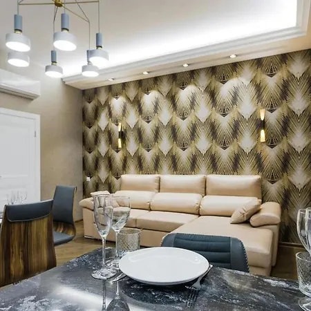 Deluxe 2-bedroom Sarandë